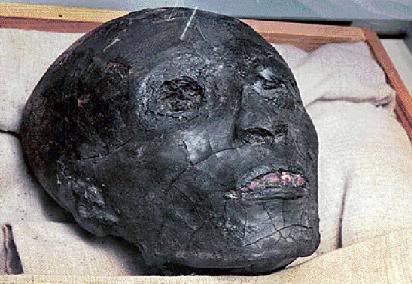 la momia de tutankamon